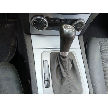 mercedes-benz clase c (w204) berlina del año 2009