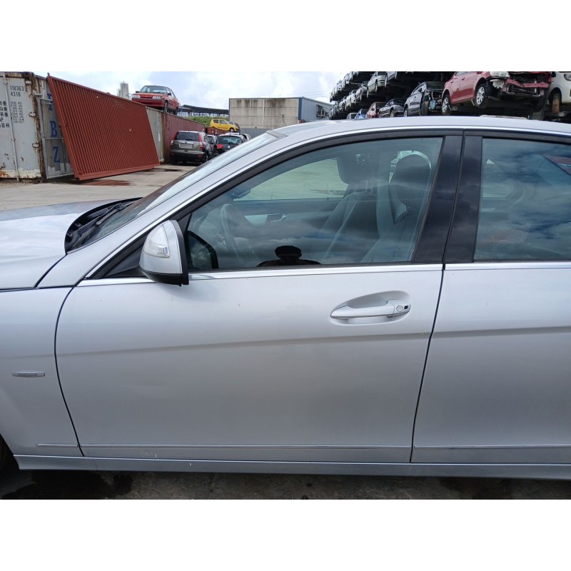 Recambio de puerta delantera izquierda para mercedes-benz clase c (w204) berlina referencia OEM IAM   
