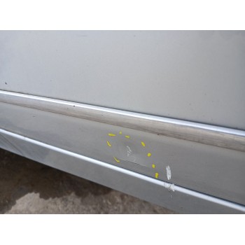 Recambio de puerta delantera izquierda para mercedes-benz clase c (w204) berlina referencia OEM IAM   