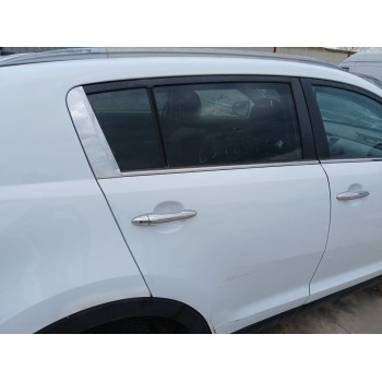 Recambio de puerta trasera derecha para kia sportage iii (sl) 1.6 gdi referencia OEM IAM   