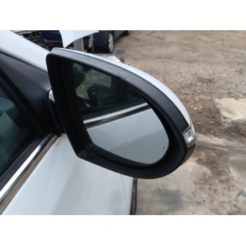 Recambio de retrovisor derecho para kia sportage iii (sl) 1.6 gdi referencia OEM IAM   