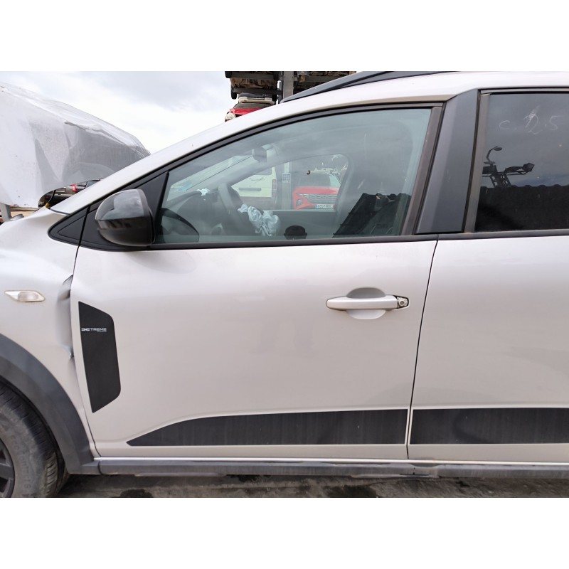 Recambio de puerta delantera izquierda para dacia jogger (rk_) 1.0 tce 90 eco-g referencia OEM IAM   
