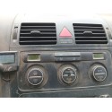 VOLKSWAGEN TOURAN (1T1, 1T2)