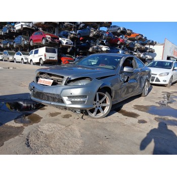 mercedes-benz clase c (w204) coupe del año 2012