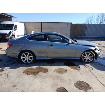 mercedes-benz clase c (w204) coupe del año 2012