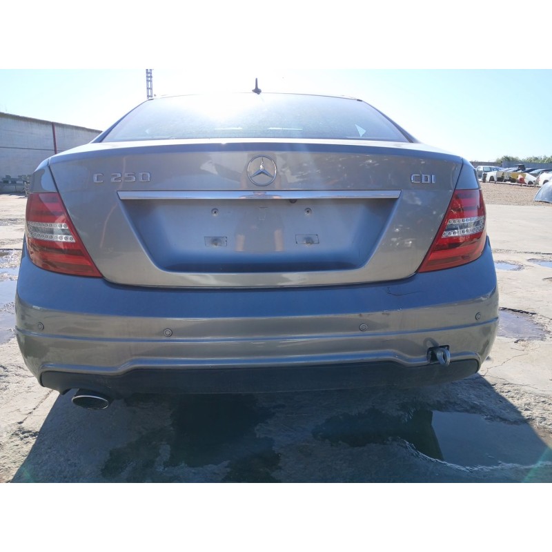 Recambio de paragolpes trasero para mercedes-benz clase c (w204) coupe 2.1 cdi cat referencia OEM IAM   