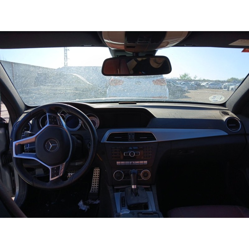 Recambio de salpicadero para mercedes-benz clase c (w204) coupe 2.1 cdi cat referencia OEM IAM   