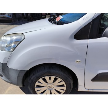 Recambio de aleta delantera izquierda para peugeot partner furgoneta/monovolumen 1.6 hdi / bluehdi 75 referencia OEM IAM   