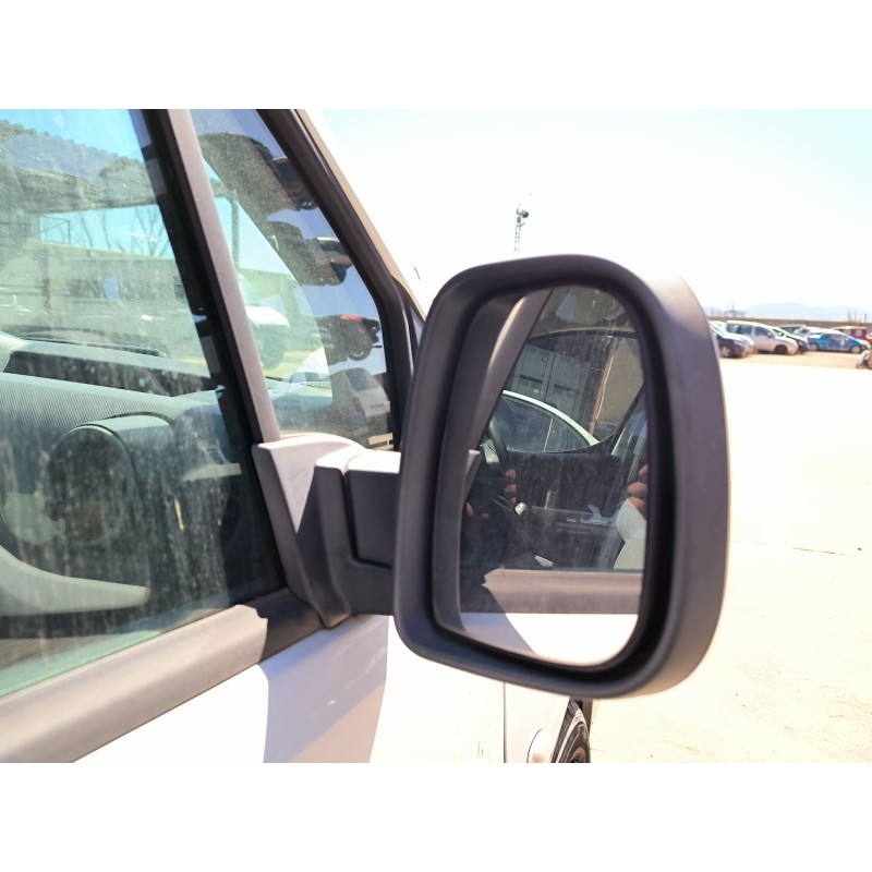 Recambio de retrovisor derecho para peugeot partner furgoneta/monovolumen 1.6 hdi / bluehdi 75 referencia OEM IAM   