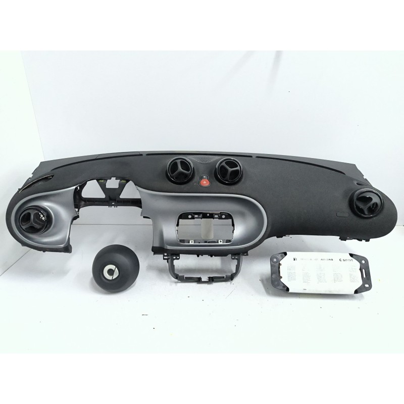 Recambio de salpicadero para smart forfour hatchback (453) electric drive / eq (453.091) referencia OEM IAM A45368024059J68  