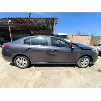 renault latitude (l70_) del año 2011