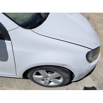 Recambio de aleta delantera derecha para volkswagen golf vi (5k1) 2.0 tdi referencia OEM IAM 5K6821022B  