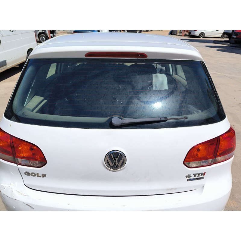 Recambio de porton trasero para volkswagen golf vi (5k1) 2.0 tdi referencia OEM IAM 5K6827025J  