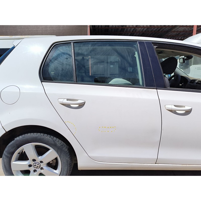 Recambio de puerta trasera derecha para volkswagen golf vi (5k1) 2.0 tdi referencia OEM IAM 5K6833056K  