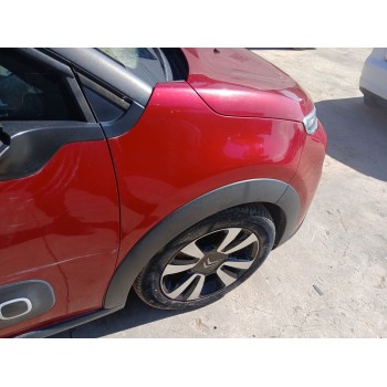 Recambio de aleta delantera derecha para citroën c3 iii (sx) 1.2 vti 82 referencia OEM IAM   
