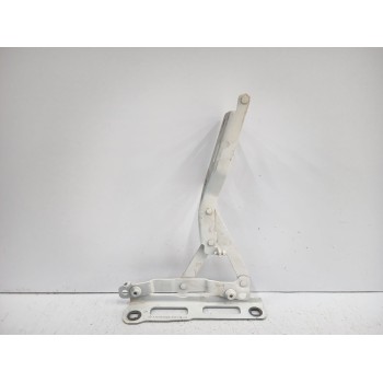 BISAGRA CAPO DERECHA A1678803600 