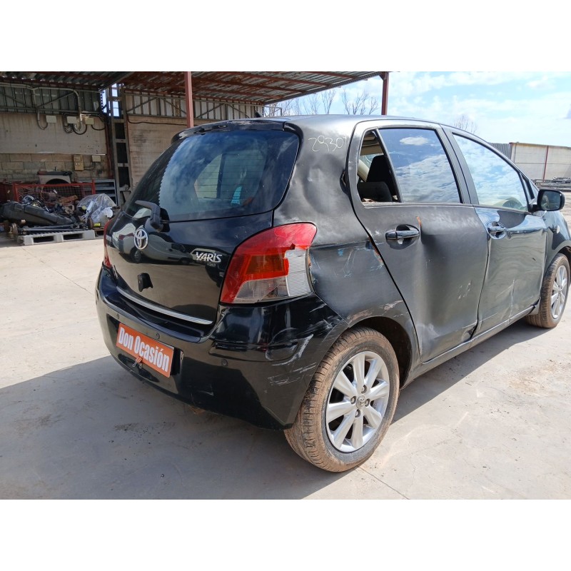 TOYOTA YARIS (_P9_) 2011