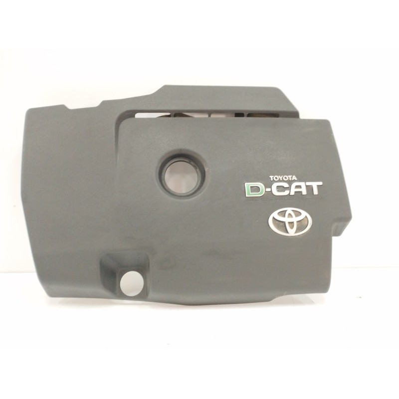 Recambio de tapa motor para toyota auris 2.2 d-cat referencia OEM IAM   