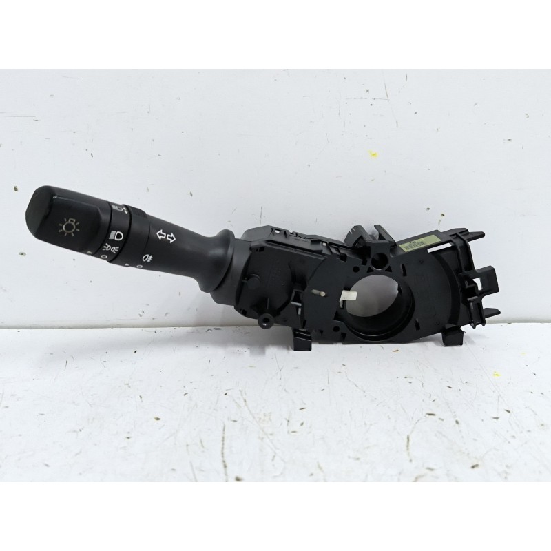 Recambio de mando luces para kia rio iii (ub) 1.25 cvvt referencia OEM IAM   