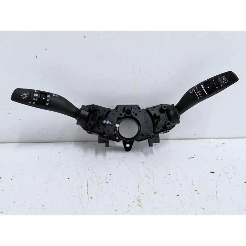Recambio de mando multifuncion para kia stonic (yb) 1.0 t-gdi referencia OEM IAM 93403H8690  