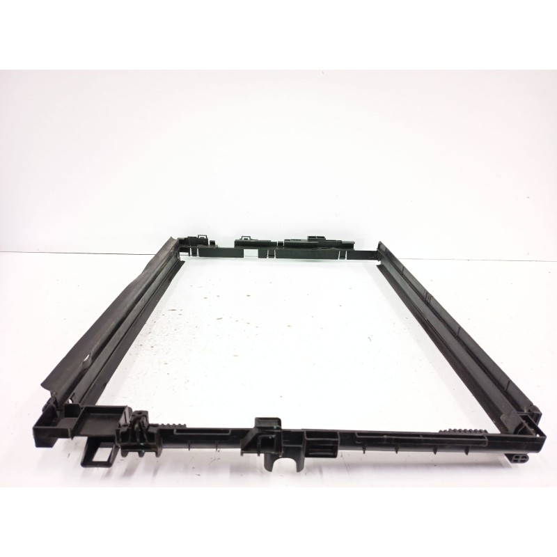 SOPORTE RADIADOR T88236B