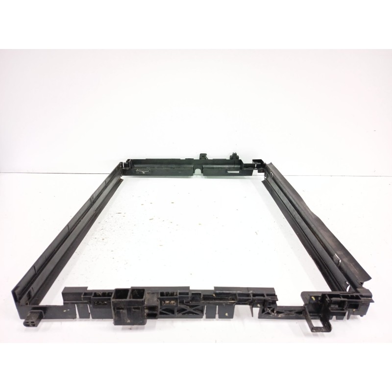 SOPORTE RADIADOR T88236B
