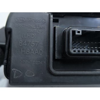 Recambio de mando multifuncion para kia stonic (yb) 1.0 t-gdi referencia OEM IAM 84757H8AA0  