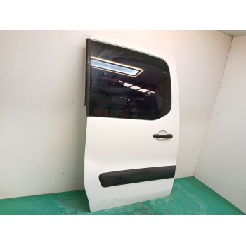 Recambio de puerta lateral corredera derecha para peugeot partner tepee 1.6 hdi 90 referencia OEM IAM 9831169680  