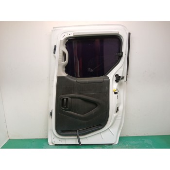 Recambio de puerta lateral corredera derecha para peugeot partner tepee 1.6 hdi 90 referencia OEM IAM 9831169680  