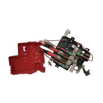 Recambio de caja reles / fusibles para renault master kasten 2.3 dci diesel cat referencia OEM IAM 241362073R  