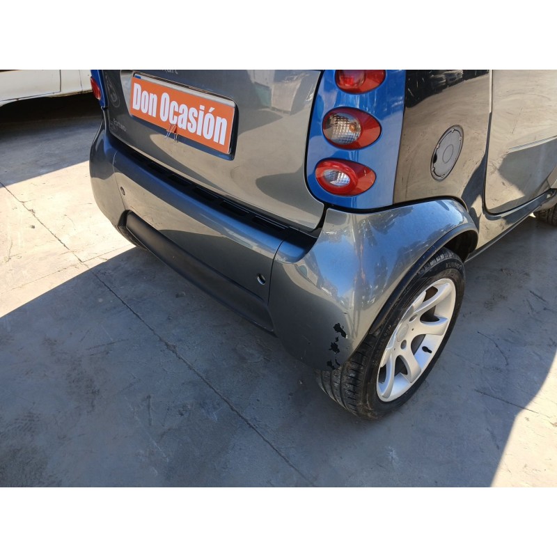 PARAGOLPES TRASERO