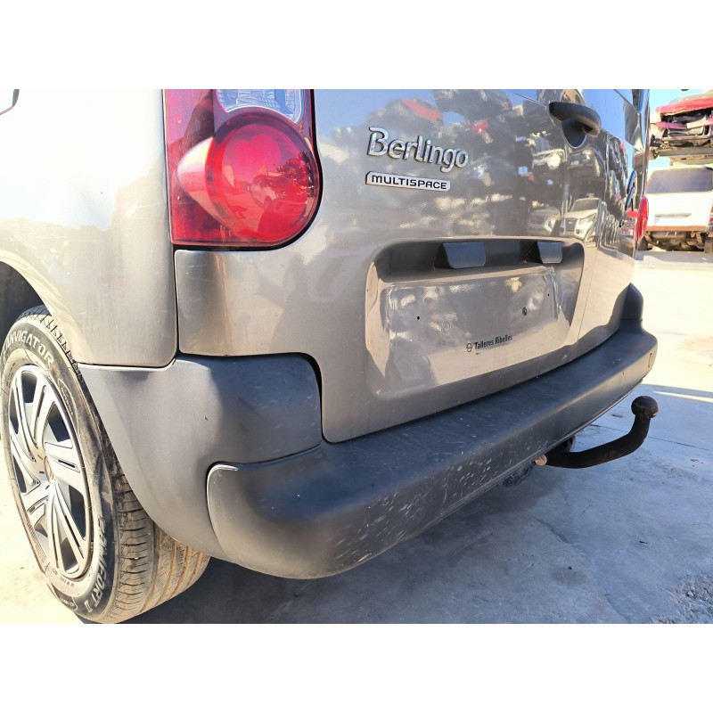 PARAGOLPES TRASERO