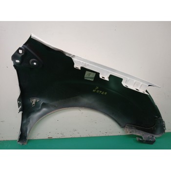 Recambio de aleta delantera izquierda para peugeot partner tepee 1.6 hdi 90 referencia OEM IAM 7840W2  