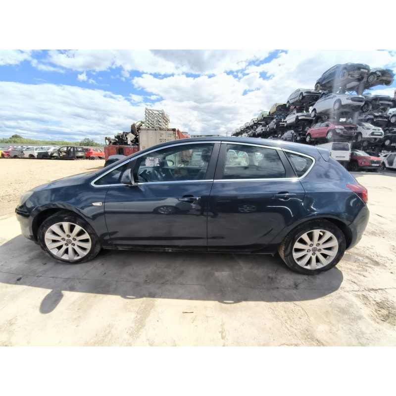 OPEL ASTRA J (P10) 2012