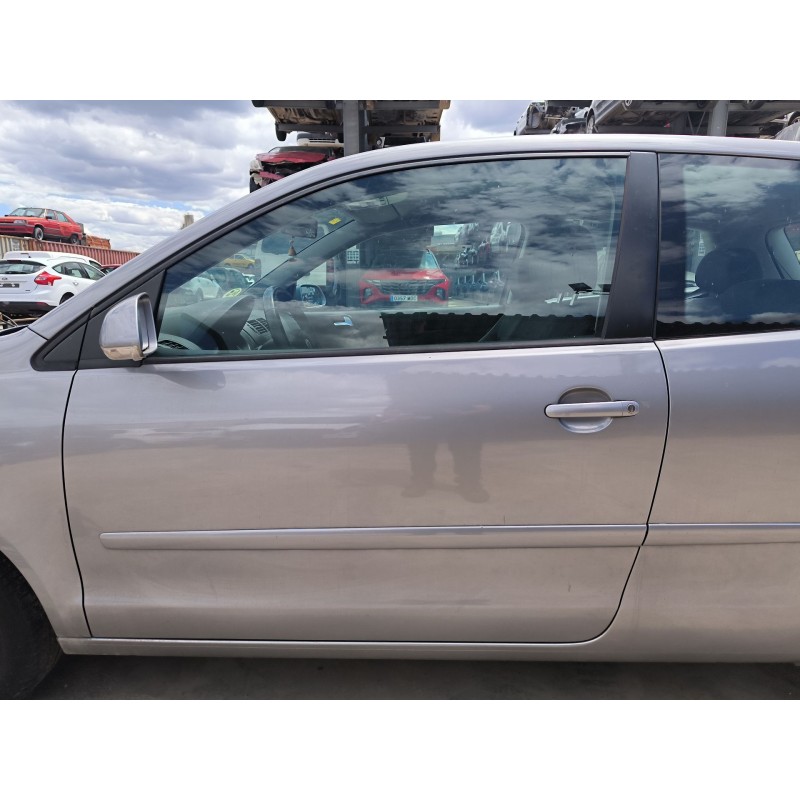 Recambio de puerta delantera izquierda para volkswagen polo iv (9n_, 9a_) 1.4 tdi referencia OEM IAM 6Q3831055K  