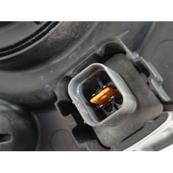 Recambio de faro izquierdo para ssangyong actyon i 2.0 xdi referencia OEM IAM 8310131303  