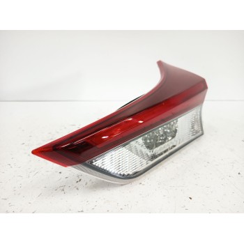 Recambio de piloto trasero derecho interior para toyota auris (_e18_) 1.3 (nre180_) referencia OEM IAM 8158102830  