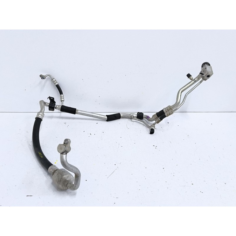 Recambio de tubos aire acondicionado para kia stonic (yb) 1.0 t-gdi referencia OEM IAM 97762H8450  