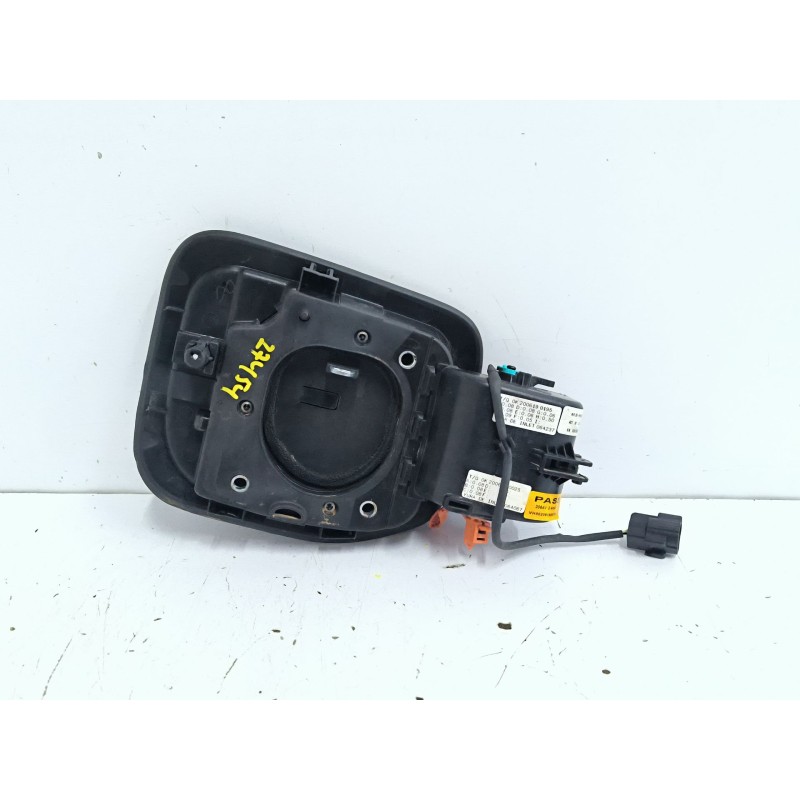 TAPA EXTERIOR COMBUSTIBLE