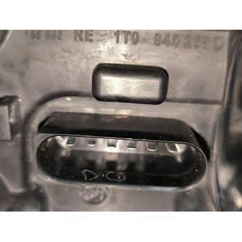 Recambio de piloto trasero derecho para volkswagen touran (1t1, 1t2) 1.9 tdi referencia OEM IAM 1T0945258D 084411958R 