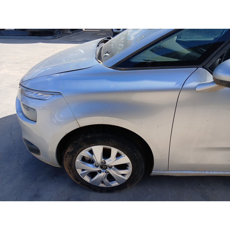 Recambio de aleta delantera izquierda para citroën c4 picasso ii 1.6 hdi / bluehdi 115 referencia OEM IAM   