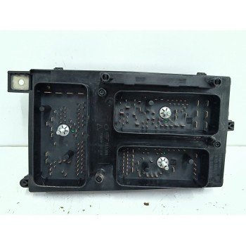 Recambio de caja reles / fusibles para opel zafira b furgoneta/monovolumen (a05) 1.7 cdti van (m75) referencia OEM IAM 13206748 