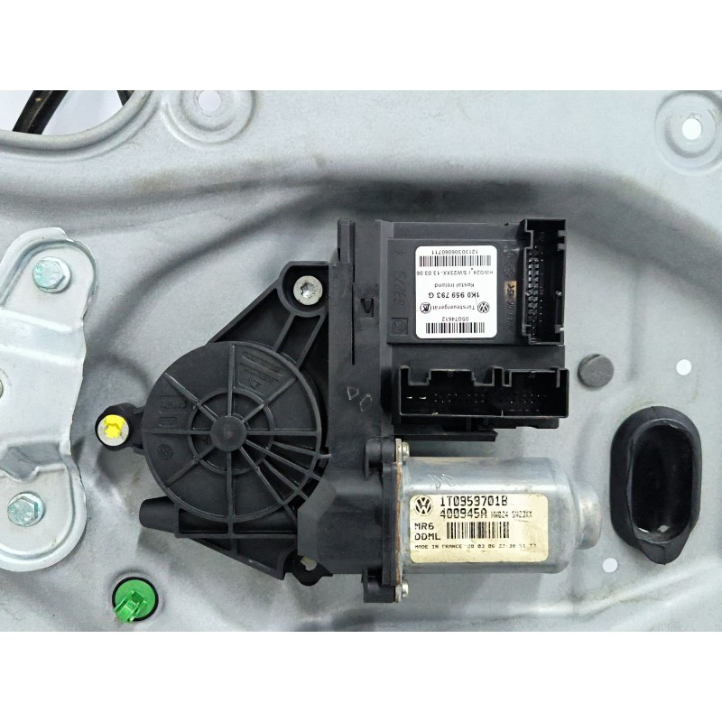 ELEVALUNAS DELANTERO IZQUIERDO 1K0959793G 1T0959701B