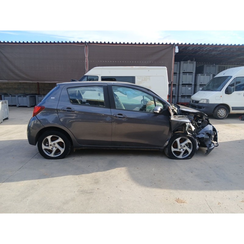 TOYOTA YARIS (_P13_) 2016