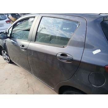 Recambio de puerta trasera izquierda para toyota yaris (_p13_) 1.5 hybrid (nhp130_) referencia OEM IAM   