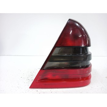 Recambio de piloto trasero derecho para mercedes-benz clase c (w202) c 180 (202.018) referencia OEM IAM 2028203664  