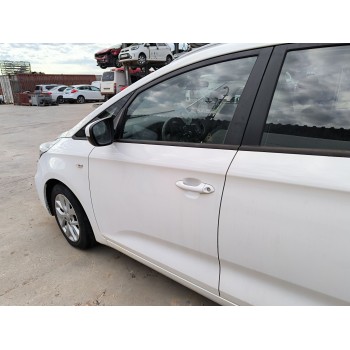 Recambio de puerta delantera izquierda para kia carens iv 1.6 gdi referencia OEM IAM 76003A4000  