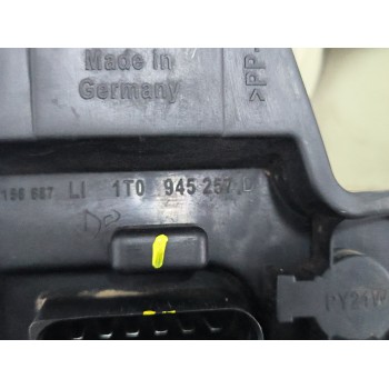 Recambio de piloto trasero izquierdo para volkswagen touran (1t1, 1t2) 1.9 tdi referencia OEM IAM 1T0945257  