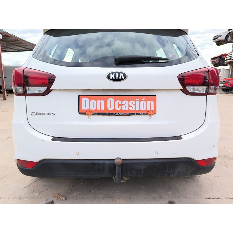 Recambio de paragolpes trasero para kia carens iv 1.6 gdi referencia OEM IAM 86611A4010  
