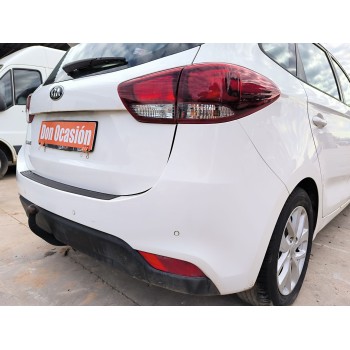 Recambio de paragolpes trasero para kia carens iv 1.6 gdi referencia OEM IAM 86611A4010  